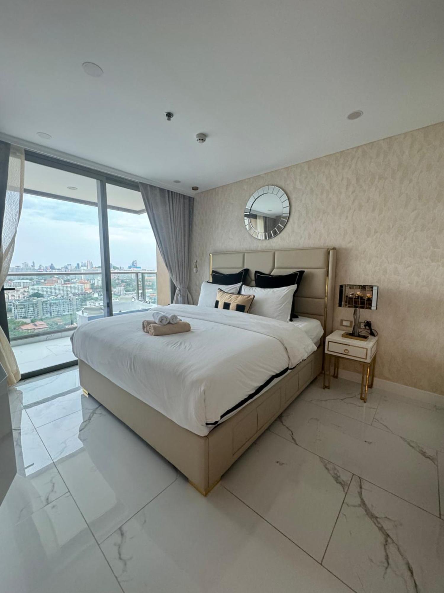 Copacabana Beach Jomtien 科帕卡巴纳海乔木提安海滩毗邻乔木提安夜市 Eksteriør billede