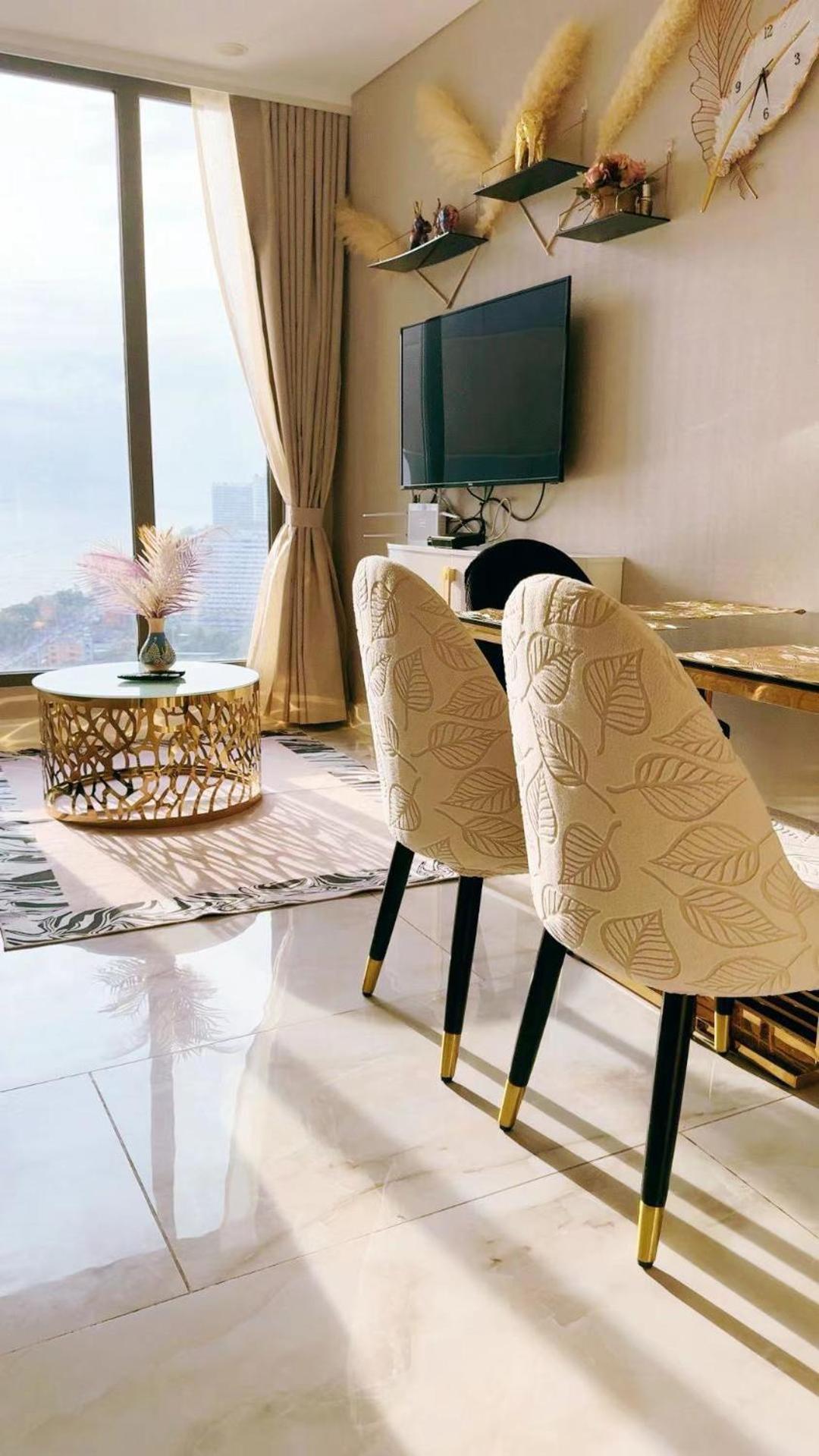 Copacabana Beach Jomtien 科帕卡巴纳海乔木提安海滩毗邻乔木提安夜市 Eksteriør billede